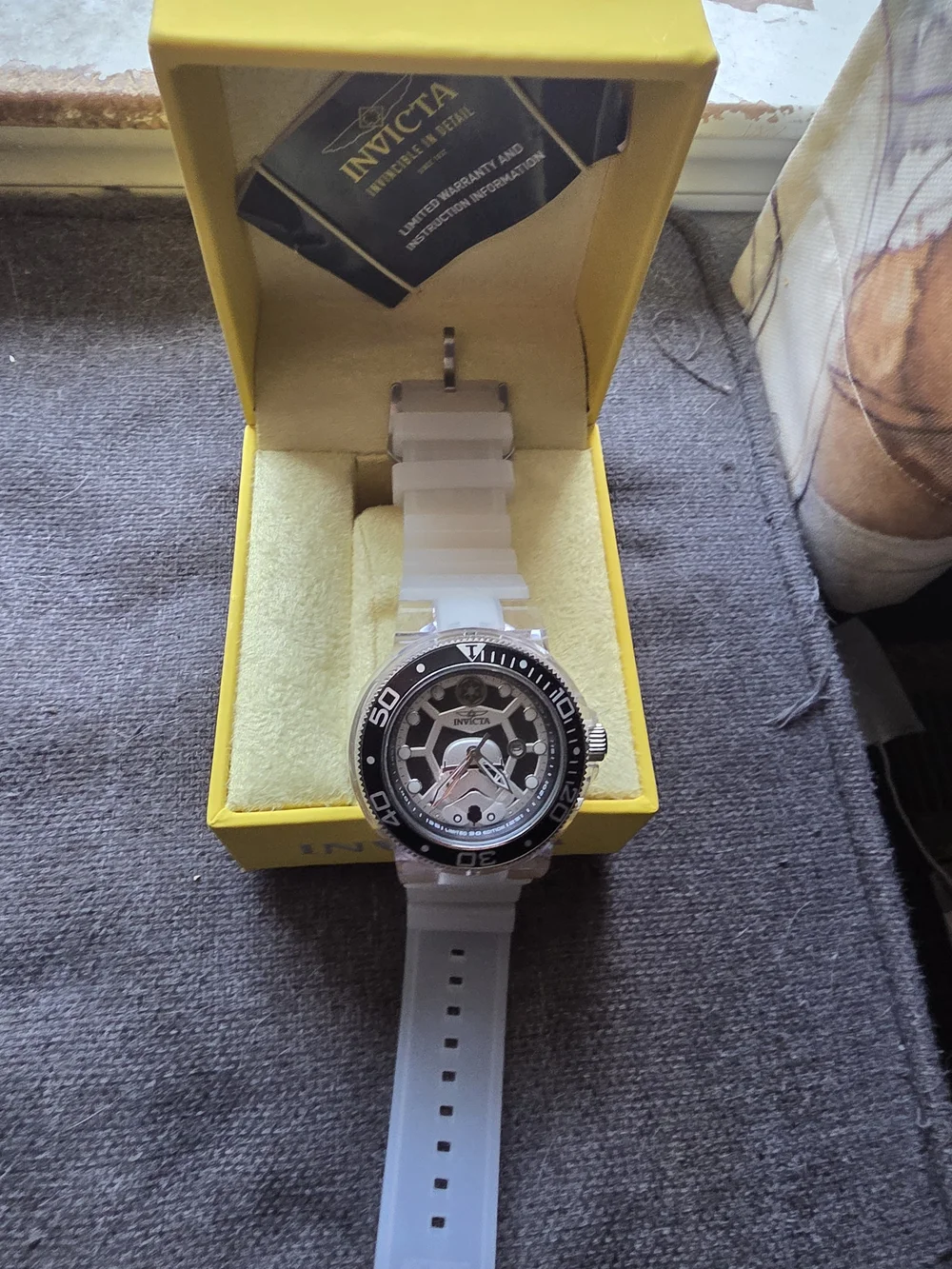 Star Wars Storm Trooper Invicta Men's White and Black Diver-Style Watch